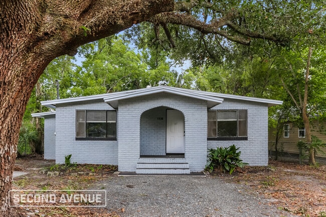property at 1938 Talladega Rd