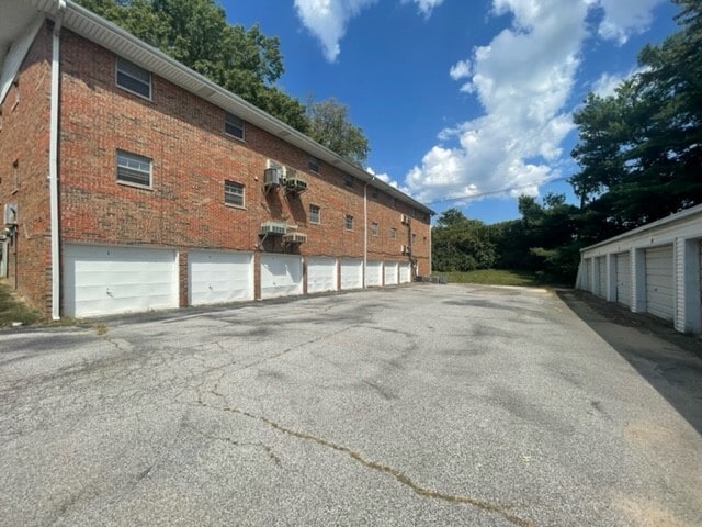 54 Ben Louis Dr in Belleville, IL - Building Photo - Building Photo