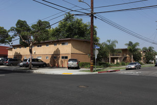 11912-11926 Sproul St Apartments