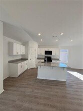 6612 NW Kathleen St in Bentonville, AR - Building Photo - Building Photo