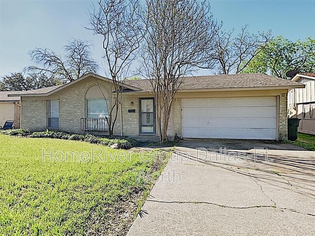 property at 2106 Austin Dr