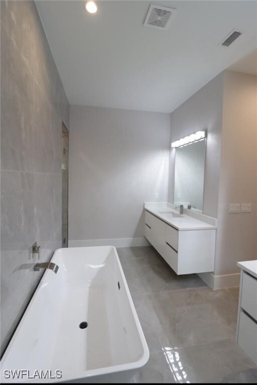 property at 2461 Golden Gate Blvd E