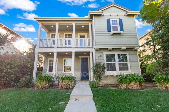 property at 638 W Gravino Dr