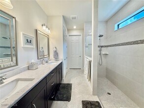 9432 Purple Martin Ct in Naples, FL - Building Photo - Building Photo