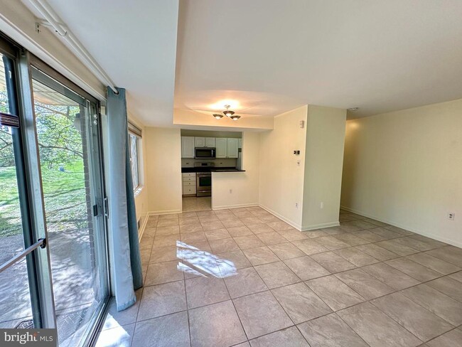 10670 Weymouth St in Bethesda, MD - Building Photo - Building Photo