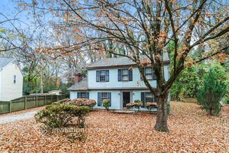 1000 Covewood Ct in Charlotte, NC - Building Photo - Building Photo