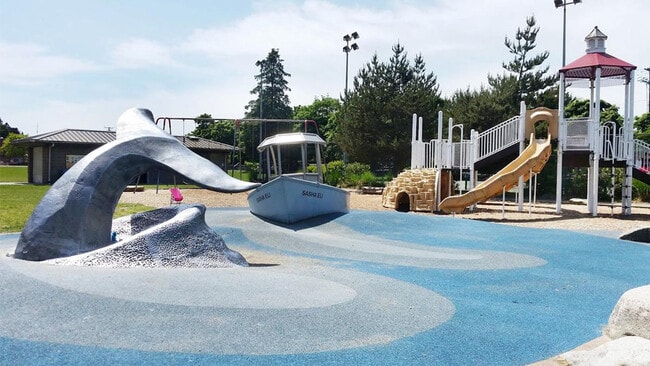 3066 63rd Ave SW in Seattle, WA - Building Photo - Building Photo