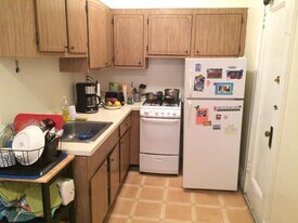 1640 Massachusetts Ave, Unit 1610-15 in Cambridge, MA - Building Photo