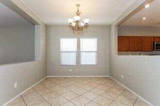 8550 N 63rd Dr, Unit 050 in Glendale, AZ - Foto de edificio - Building Photo