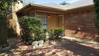 4517 Compass Ct in Fort Worth, TX - Building Photo