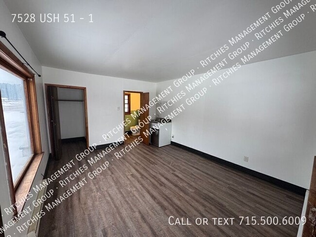 property at 7528 US-51