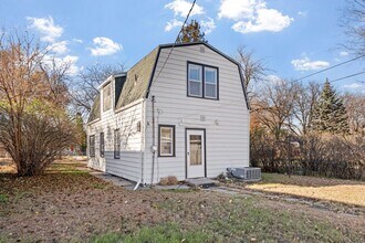 5106 N Queen Ave in Minneapolis, MN - Building Photo - Building Photo