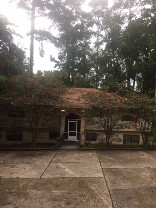 1598 Kay Ave in Tallahassee, FL - Building Photo