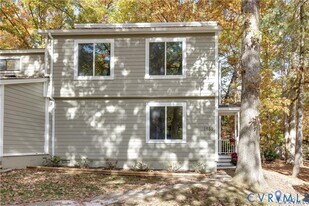 1859 Ivystone Dr in Richmond, VA - Building Photo