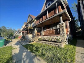 76 Vernon Pl in Buffalo, NY - Building Photo