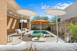 446 Fountain Dr in Palm Springs, CA - Building Photo - Building Photo