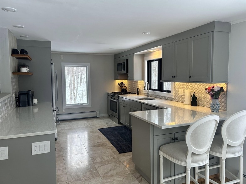 294 Green Peak Orchard S in Dorset, VT - Building Photo