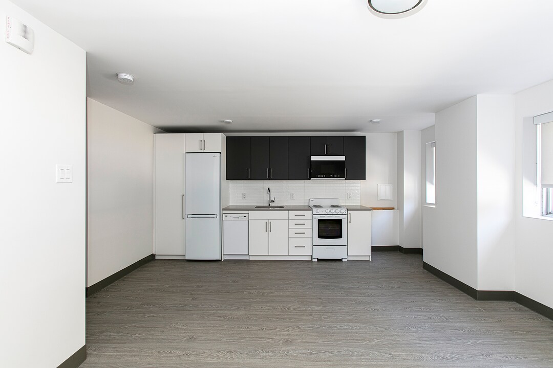 3605 Saint-Urbain in Montréal, QC - Building Photo