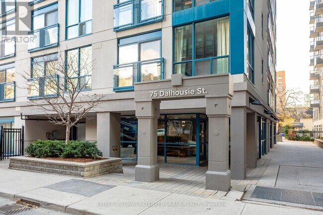 75 Dalhousie St in Toronto, ON - Building Photo - Building Photo
