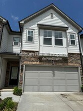 1005 Ramon Dr in Grayson, GA - Building Photo - Building Photo