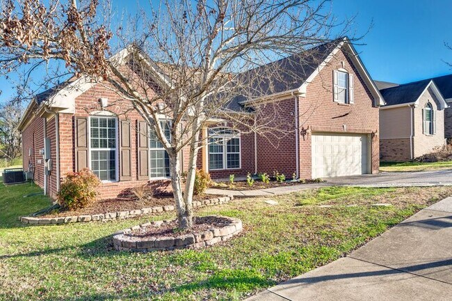 1013 Nunnery Ln in Nashville, TN - Building Photo - Building Photo