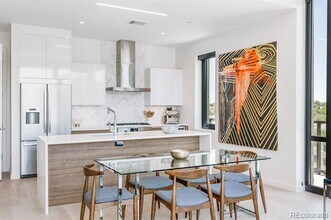 255 St Paul St-Unit -306 in Denver, CO - Building Photo - Building Photo