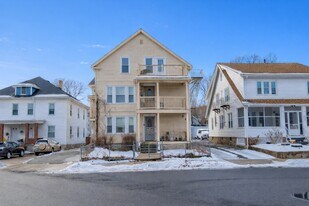 209 Harrison Ave, Unit 3F in Woonsocket, RI - Building Photo