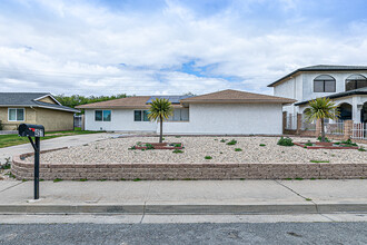 457 Mountain View Dr in Santa Maria, CA - Building Photo - Building Photo