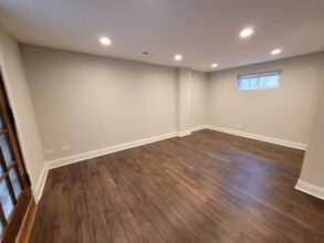 4637 N Dover St in Chicago, IL - Building Photo - Building Photo