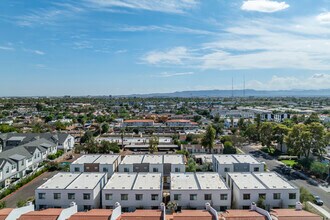 Alameda Villas in Phoenix, AZ - Foto de edificio - Building Photo