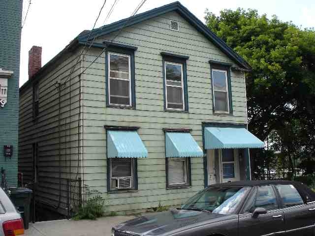 317 8th St in Troy, NY - Building Photo