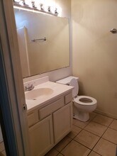 8144 Bayou Fountain Ave, Unit B in Baton Rouge, LA - Building Photo - Building Photo