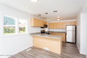 53 Franklin St in Saratoga Springs, NY - Building Photo - Building Photo