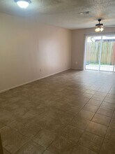 8911 GSRI Ave in Baton Rouge, LA - Building Photo - Building Photo