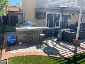 1427 Cheswick Pl in Westlake Village, CA - Building Photo - Building Photo