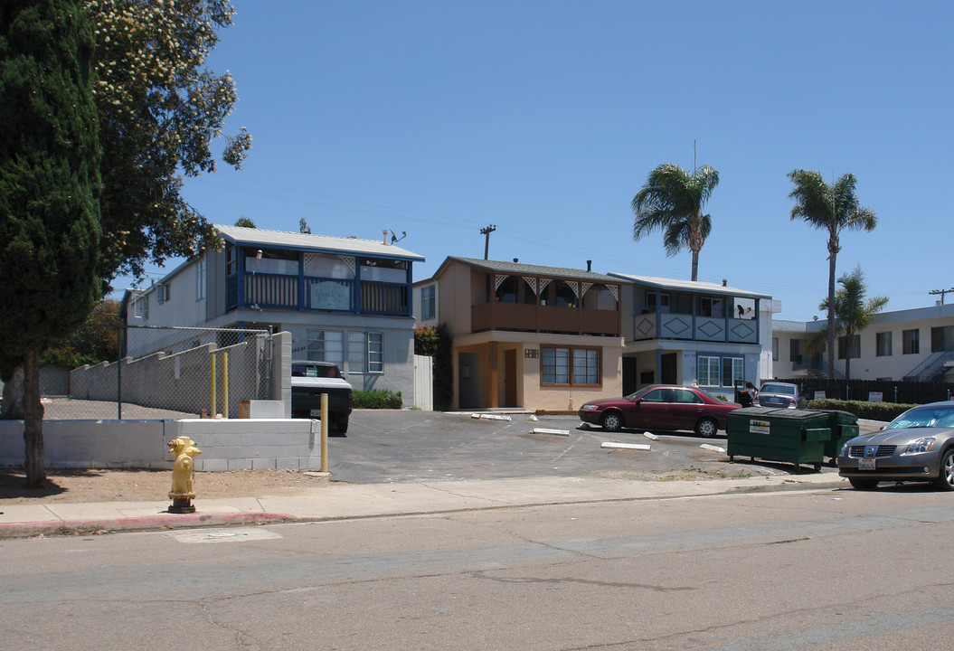 3485 Del Rey St in San Diego, CA - Building Photo