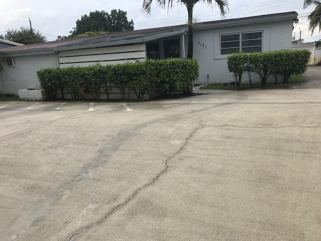 7131 Taft St in Hollywood, FL - Foto de edificio