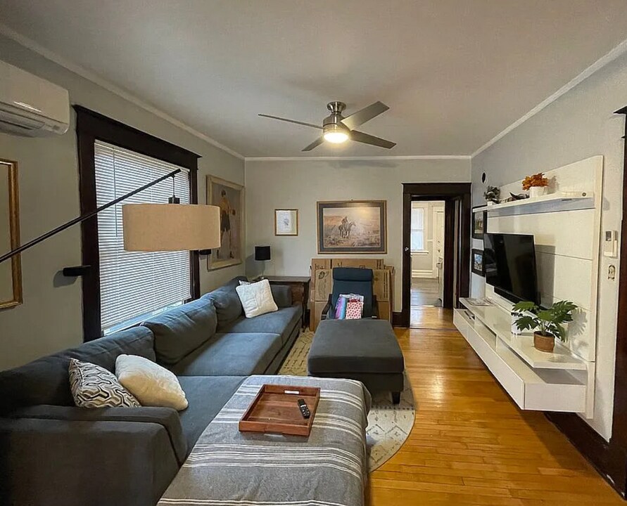 2821 Garfield Ave in Minneapolis, MN - Building Photo