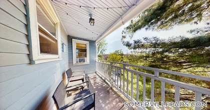 279 Washington St, Unit 3 in Somerville, MA - Building Photo - Building Photo