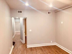 2102 S Central Park Ave in Chicago, IL - Building Photo - Building Photo