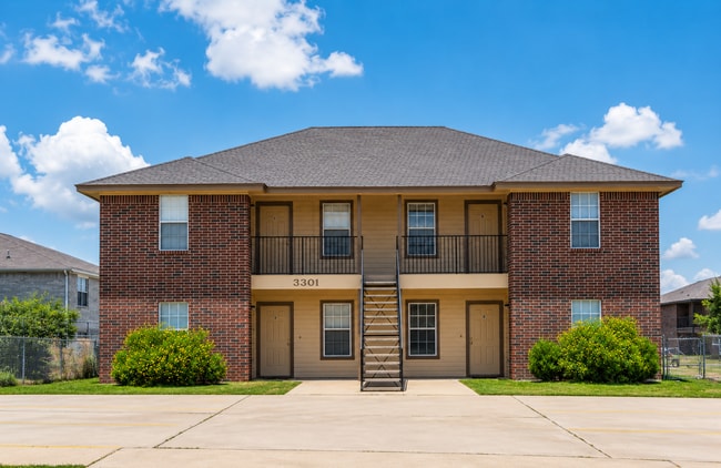3301 Barcelona Dr, Unit # C