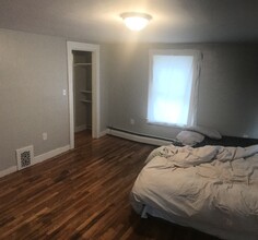 97 Oxford St, Unit 2 in Somerville, MA - Foto de edificio - Building Photo