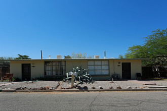 913 E Freeman Pl in Tucson, AZ - Building Photo - Building Photo