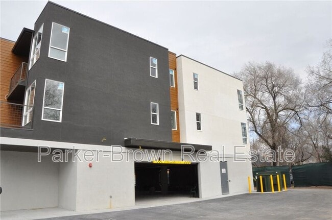 property at 965 S 200 W