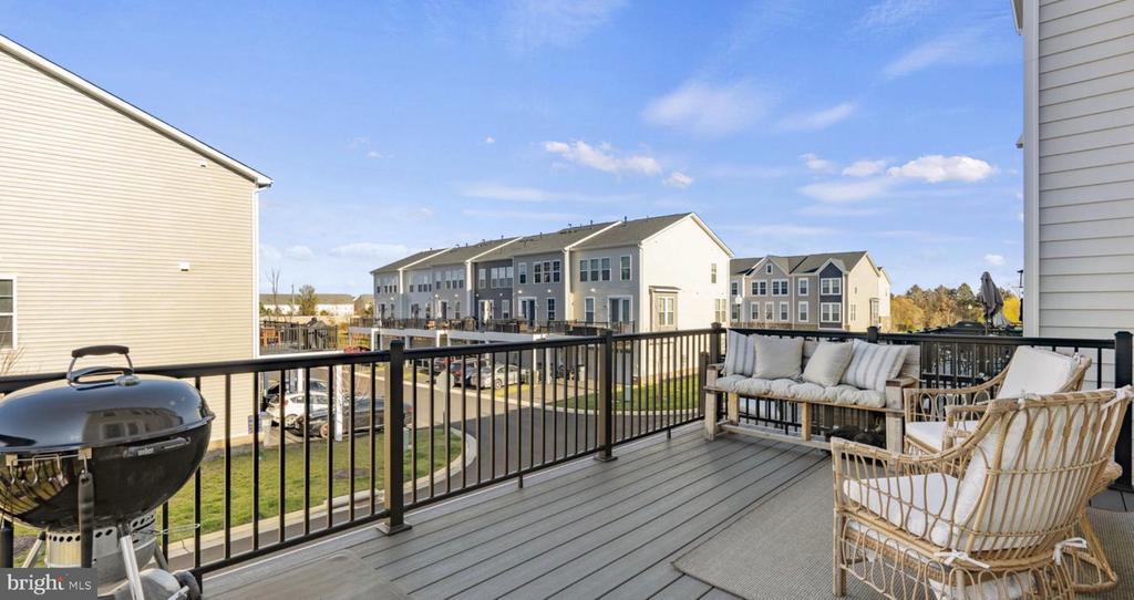 14554 Alsace Ln in Gainesville, VA - Building Photo