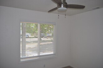 13028 Earlgate Ct in Poway, CA - Building Photo - Building Photo