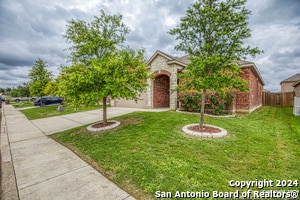 7810 Creekshore Cove in San Antonio, TX - Building Photo - Building Photo