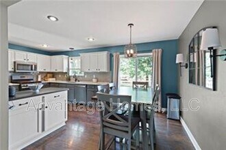 11516 N Windsor Ave in Kansas City, MO - Building Photo - Building Photo