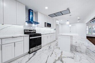 15702 Congo Ln in Jersey Village, TX - Building Photo - Building Photo