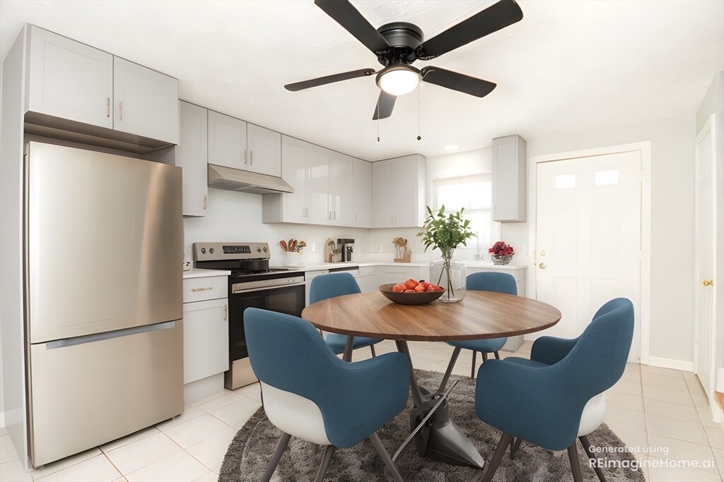 71 Norton St in Attleboro, MA - Building Photo